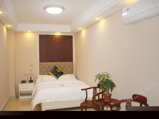 温馨特惠房(无窗)