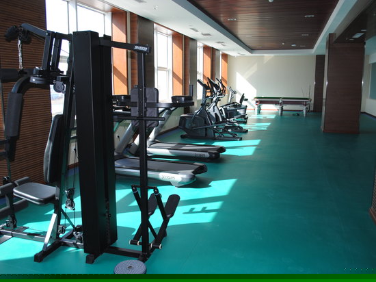 健身娱乐设施