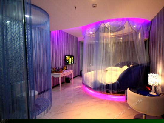 豪华主题房
