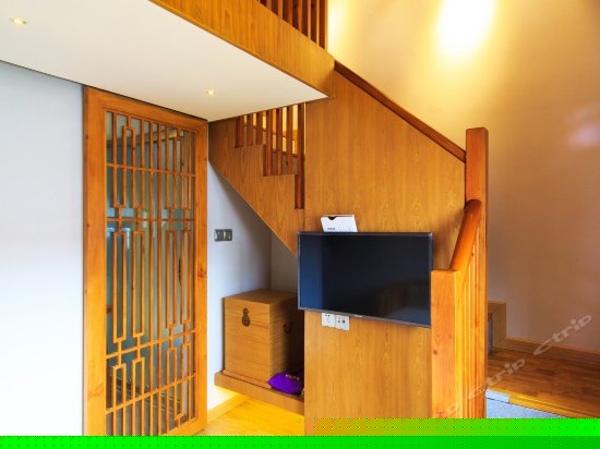 蝶舞楼台复式双床房