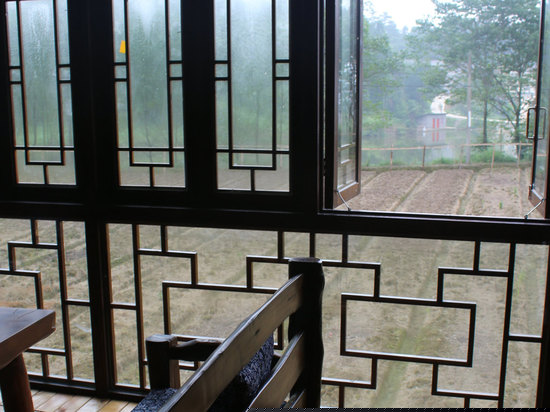 朱楼翠阁观景房