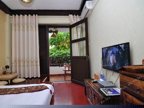 泰式休闲榻榻米大床房