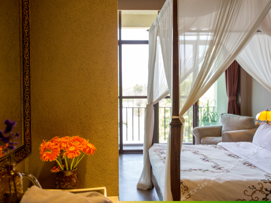 豪华古典海景套房