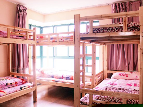 女生六人间(床位)