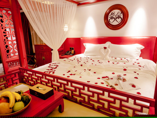 金玉良缘蜜月房