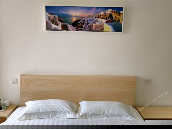 逸致情侣大床房