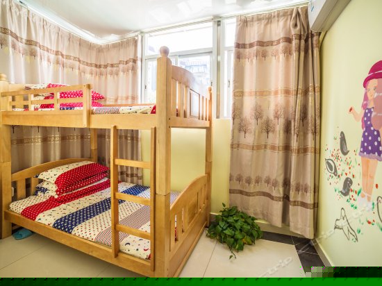 女生2人间（床位）