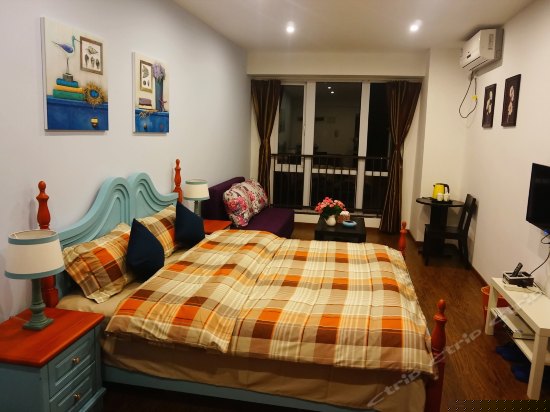 现代风尚大床套房