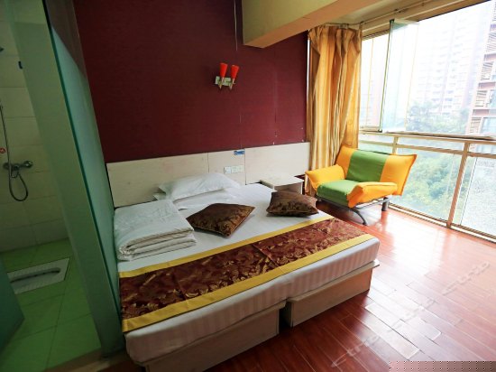 情侣大床房（内宾）