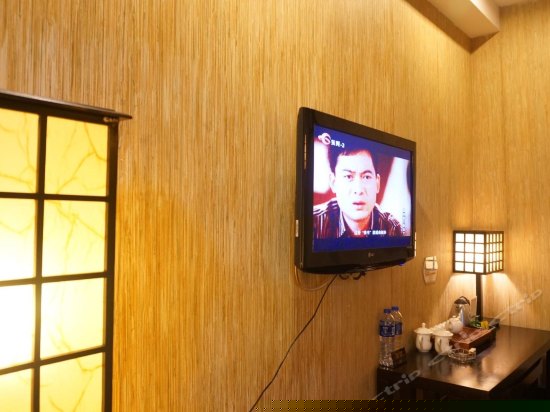 标准单人房（无窗）