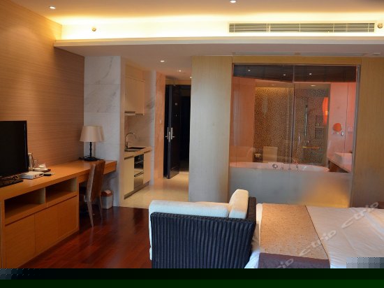 豪华海景大床房