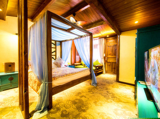 四号店蜜月大床房