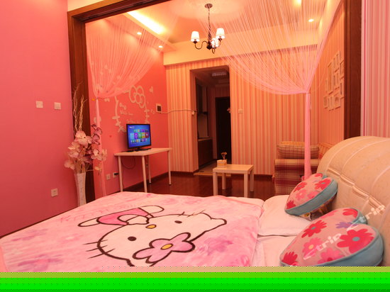 Kitty大床房
