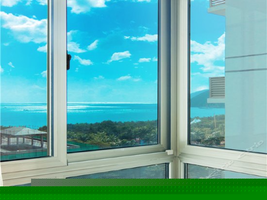 豪华高层180度海景四室一厅套房1503