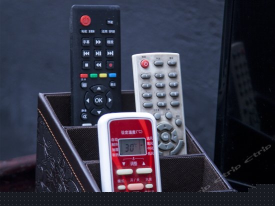 朱楼碧瓦豪华土炕房