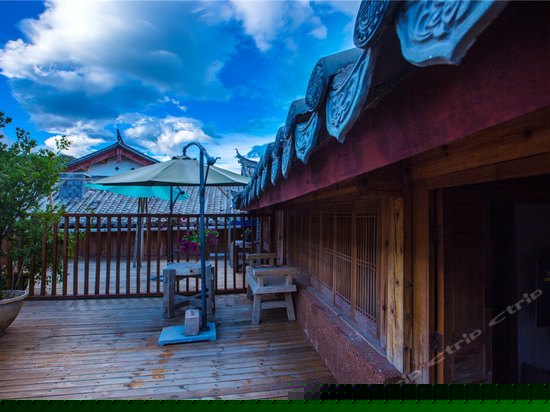 半山揽月私家露台家庭套房