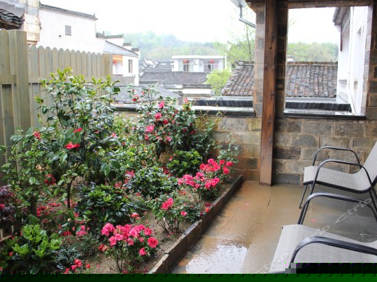 豪华露台大床房