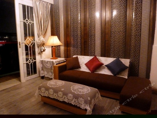 588阳台景观套房