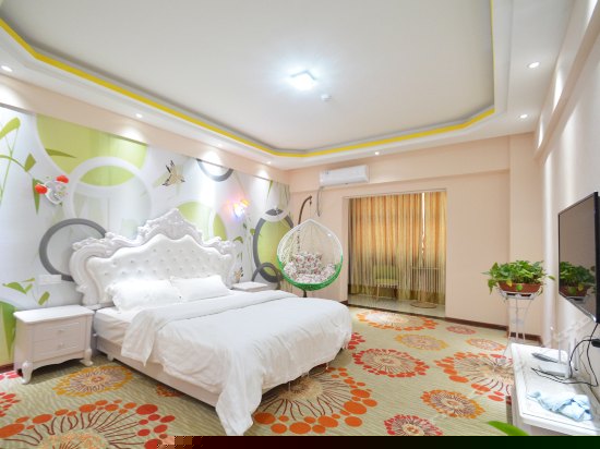 三叶草清新大床房