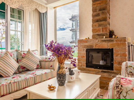 月亮河欧式花园洋房