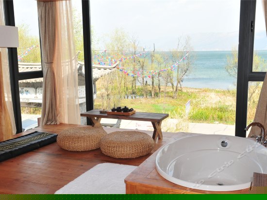 蜜月海景大床房