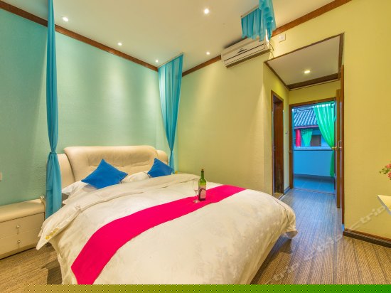 雅致浪漫大床房