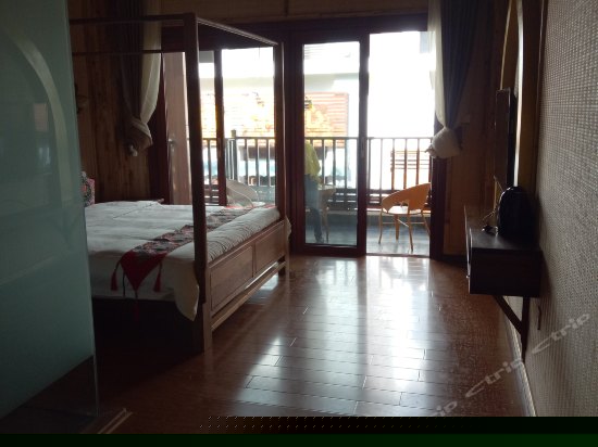 傣家风情大床房