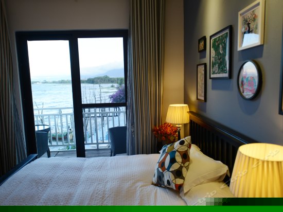 露台海景大床房