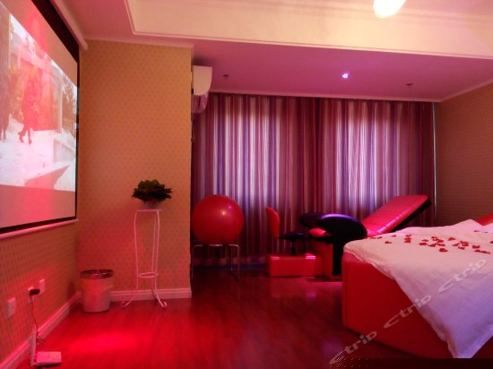 豪华海景水床房