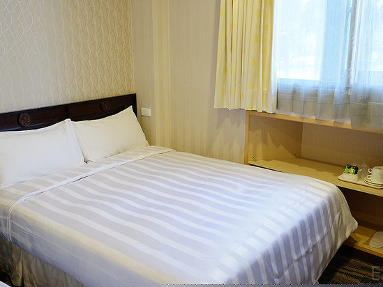豪华单床房