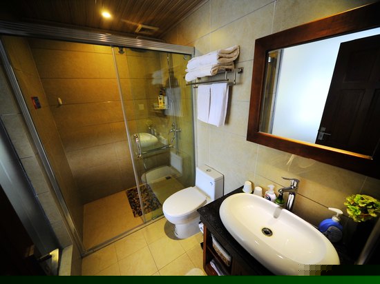 全湖景情侣蜜月房