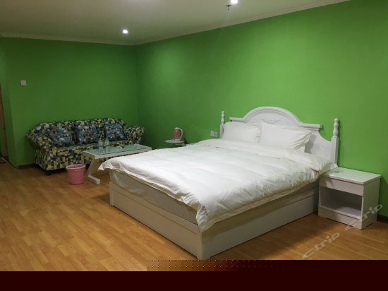 浩瀚森林大床房