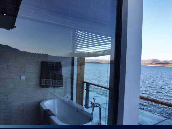 豪华海景大床房302