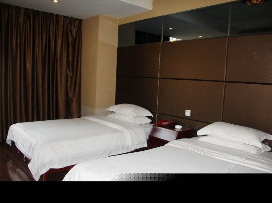 豪华双人商务套间