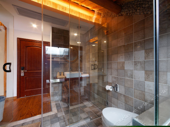 静艮（浪漫星空房）