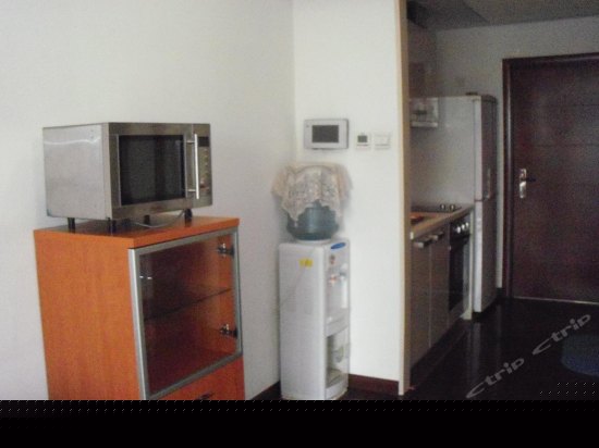 豪华商务大床房