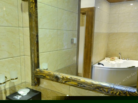 风情院唯美大床房