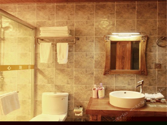 豪华阳台小套房