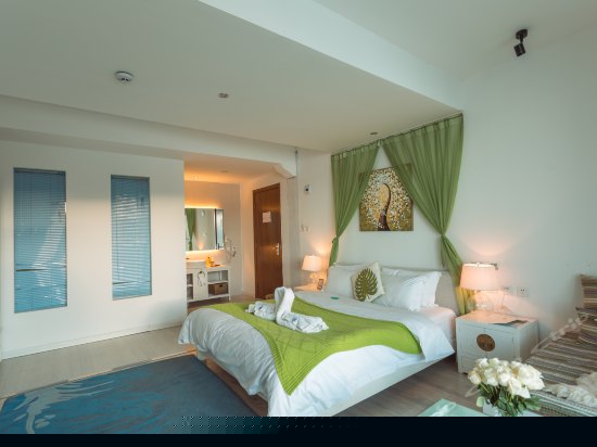 海景阳台大床房雪月