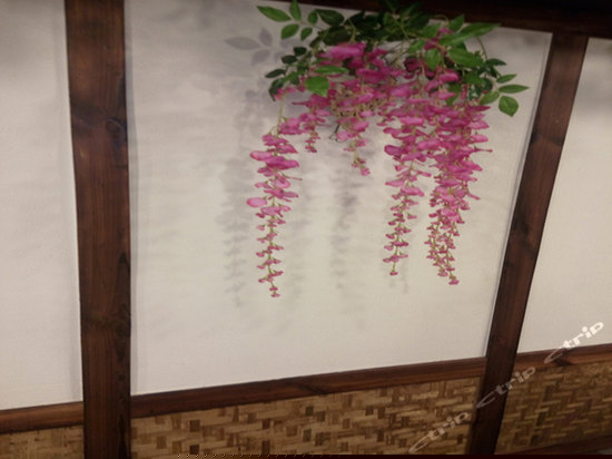 豪华大床房