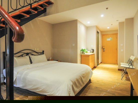 loft复式商务大床房