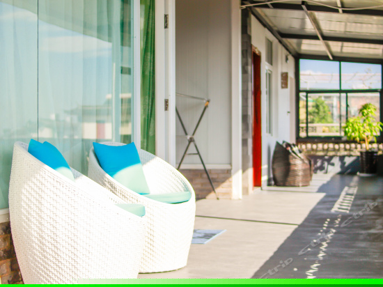 阳光榻榻米景观房