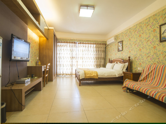 高级海景大床房