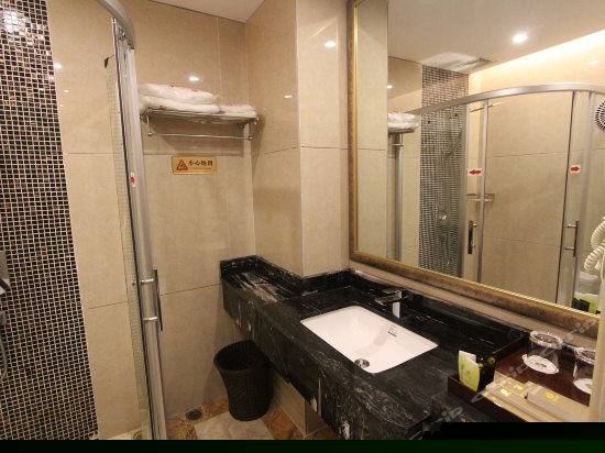 商务二房一厅套房