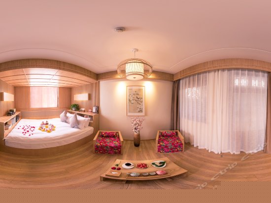 豪华亲子大炕房