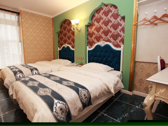 豪华双床房