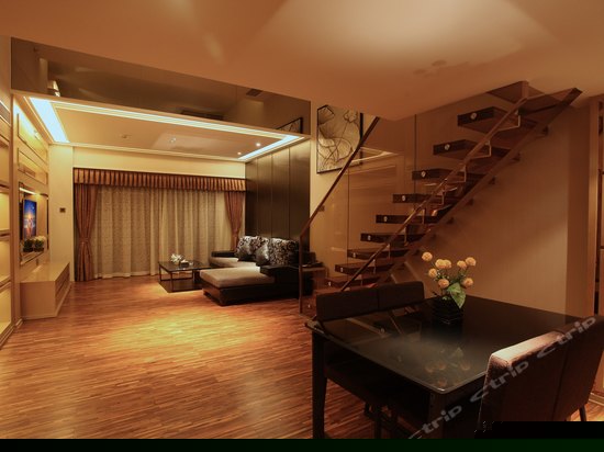 行政双层loft复式单人房