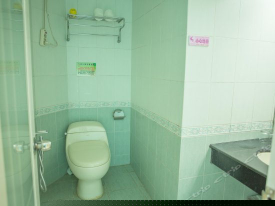 高级园景三卧室套房