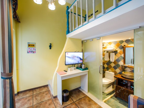 地中海复式（庭院副楼）