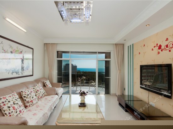 高层豪华正海景180度四室一厅套房702